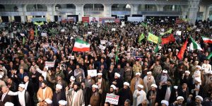 12 morți în urma protestelor din Iran datorate scumpirii carburanților. Ce se întâmplă acum?