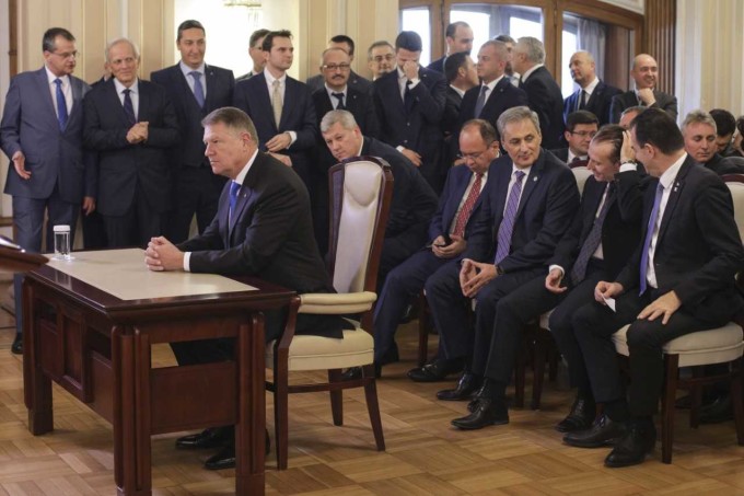 Este oficial! Iohannis și-a preluat al doilea mandat de președinte