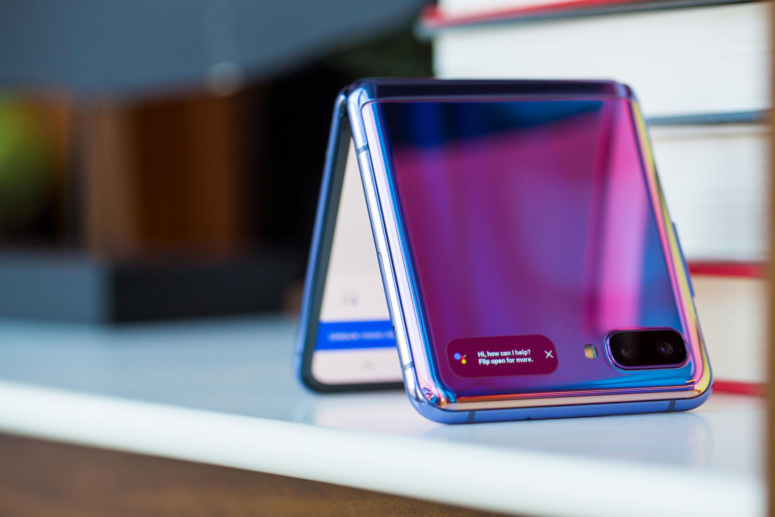 Samsung vinde sticlă subțire! Galaxy Z Flip