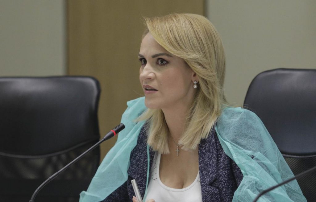 Anunțul momentului de la Gabriela Firea! Se dau 15.000 de lei de persoană. Cine va primi banii