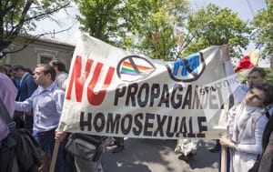 Campania LGBT atacată dur de BOR și Coaliția pentru Familie