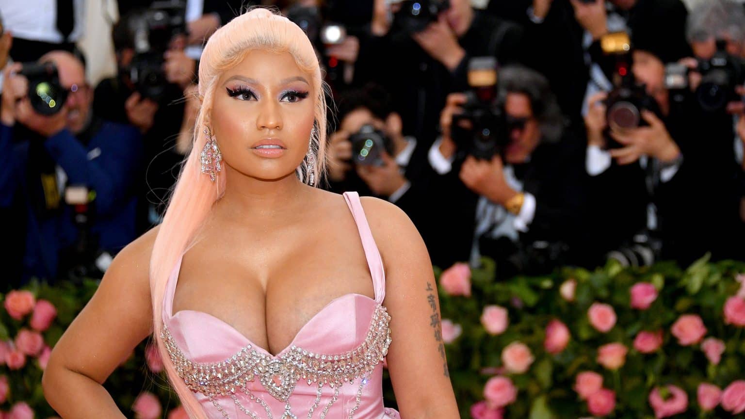 Nicki Minaj și-a arătat burtica. Este însărcinată și mândră să devină mamă