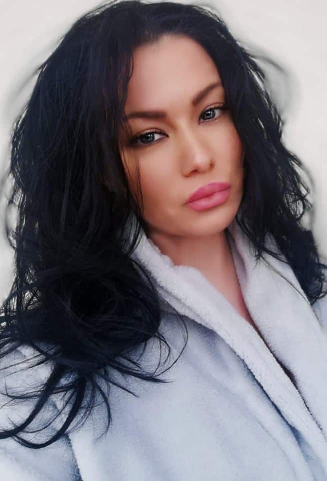 Simona Sensual, transformare miraculoasă! Incredibil din ce câștigă o grămadă de bani și cum arată acum!