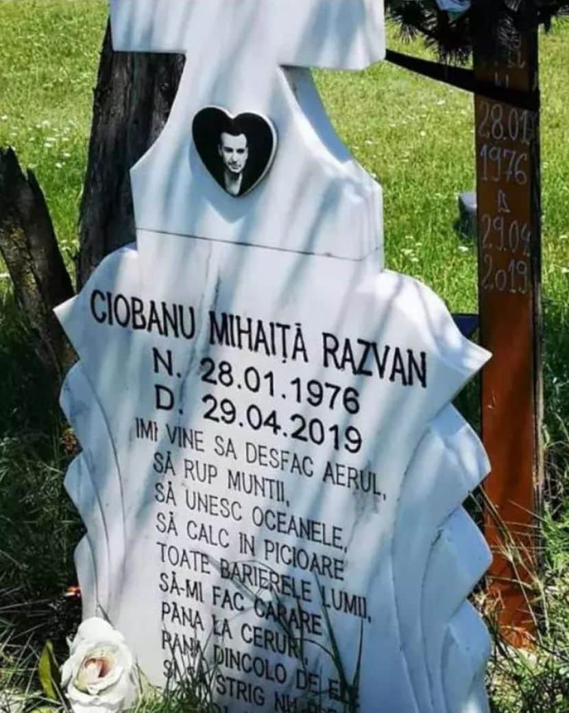 Ți se frânge inima! Ce a apărut în locul în care a murit Răzvan Ciobanu, la trei ani de la accident