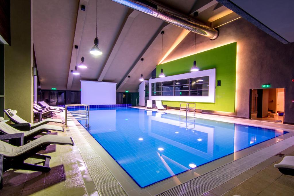 Top 5 hoteluri cu piscină interioară, din România. Reprezintă destinațiile perfecte pentru o minivacanță de Valentine's Day