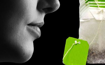 Ce se întâmplă dacă pui un pliculeț de ceai verde, pe buze. Cu siguranță nu te așteptai la asta