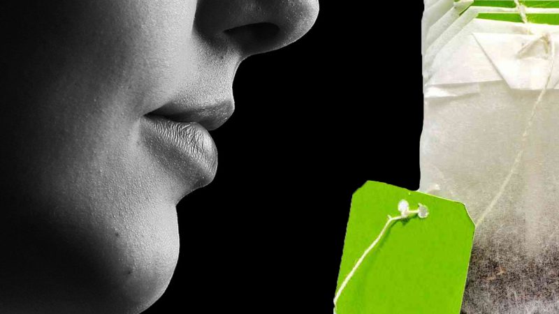Ce se întâmplă dacă pui un pliculeț de ceai verde, pe buze. Cu siguranță nu te așteptai la asta