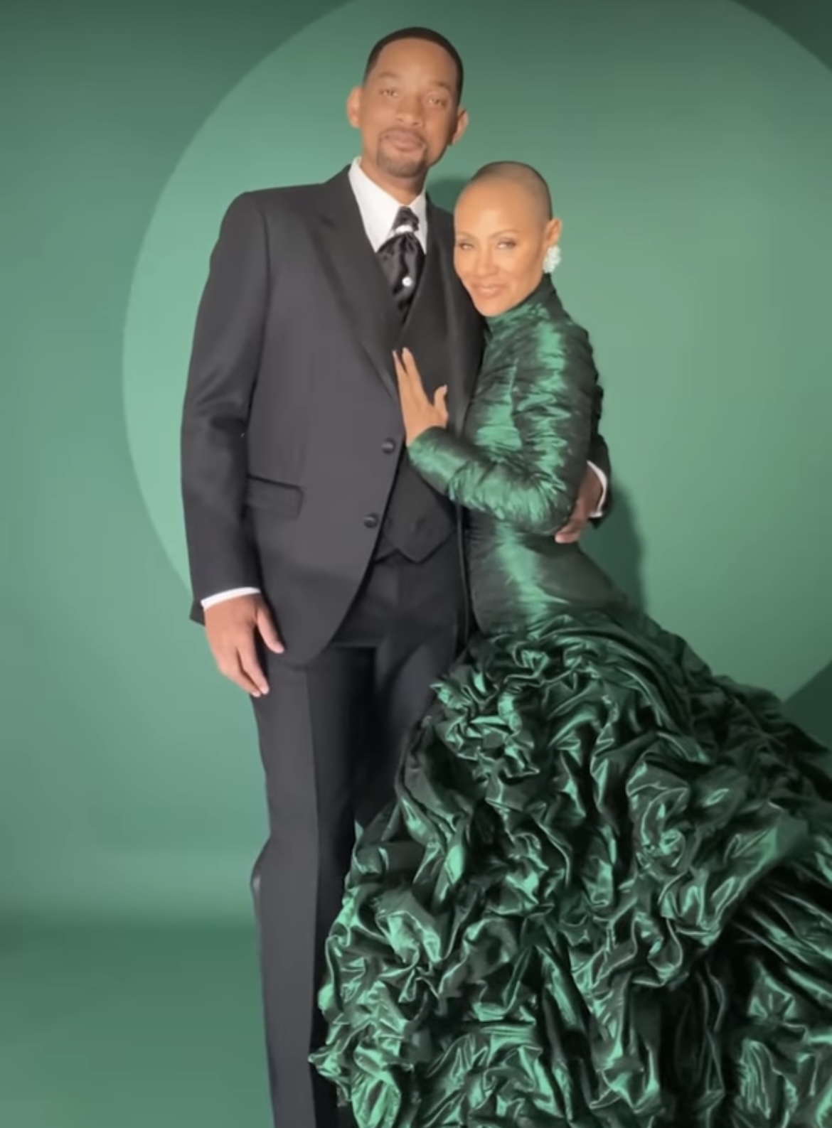 Ce sancțiuni ar putea primi Will Smith. Actorul a refuzat să plece de la gala premiilor Oscar, după ce l-a pălmuit pe Chris Rock
