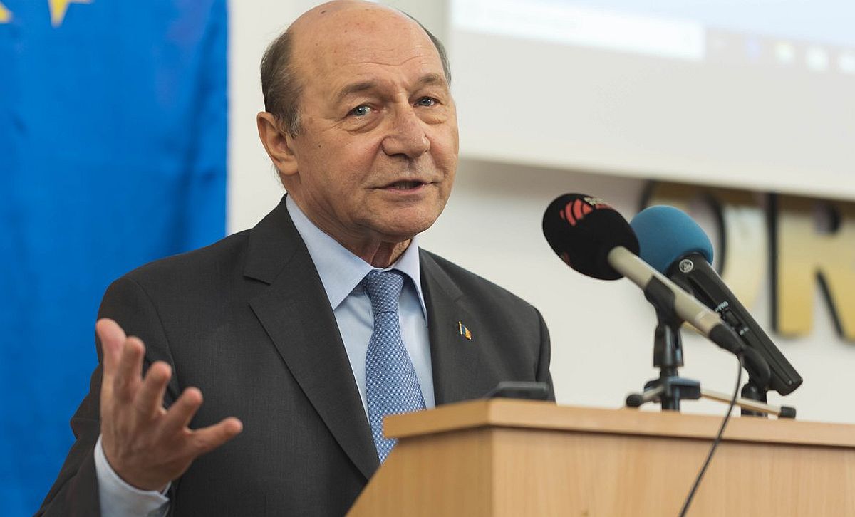 Traian Băsescu a reacționat, după ce s-a aflat oficial că a fost colaborator al Securității. Ce mesaj a transmis