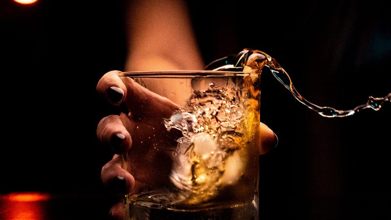 Pariu că nu știai acest lucru! Consumul de alcool este bun pentru o sănătate de fier. Ce trebuie să bei și cât?