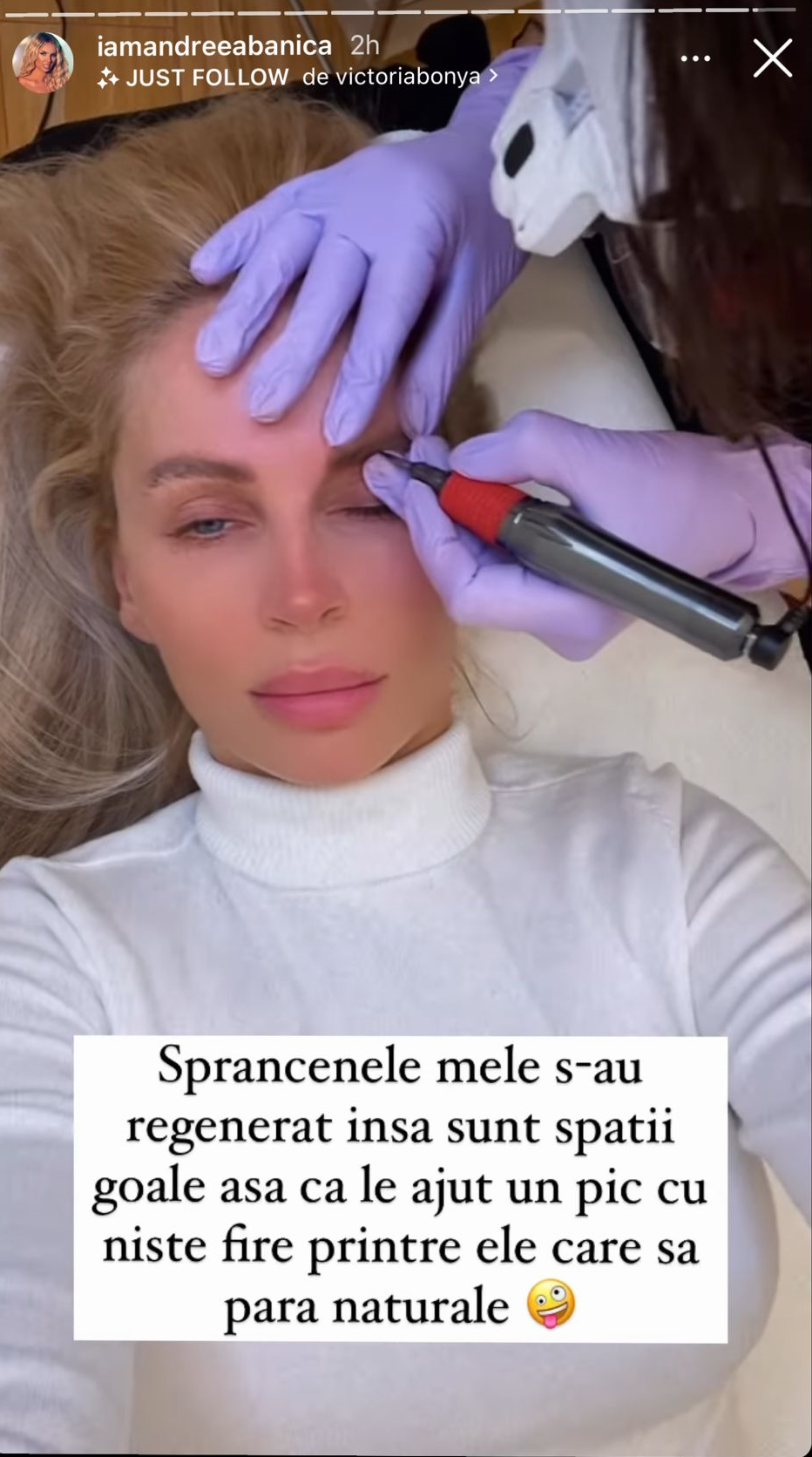 După ce a fost luată la mișto că are sprâncenele prea groase, Andreea Bănică ia măsuri. La ce procedură a apelat vedeta. FOTO