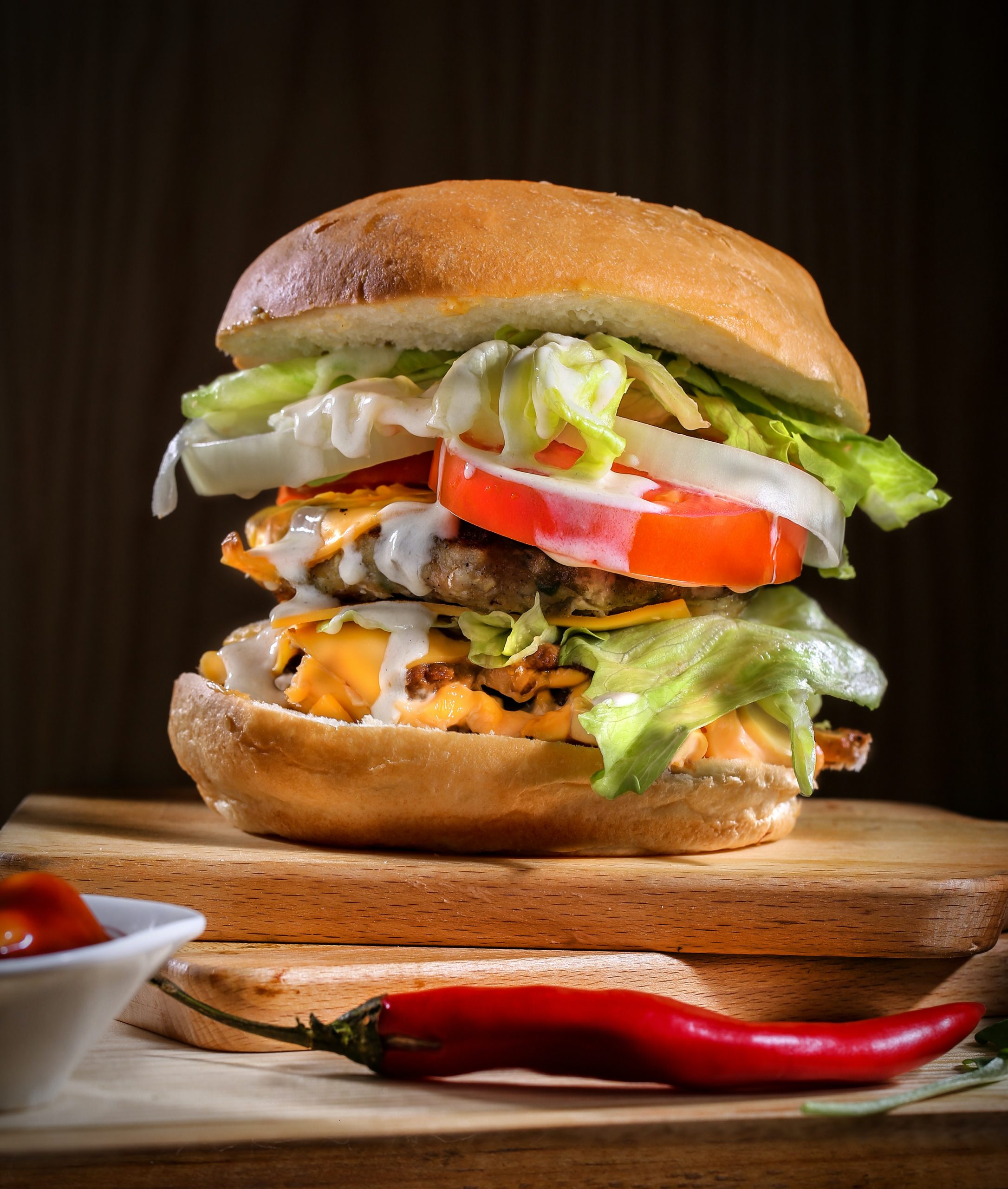 De-a dreptul șocant! Ce a găsit un bărbat într-un hamburger - când a văzut, i s-a întors stomacul pe dos!