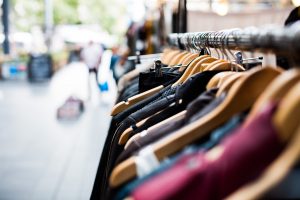 Top 5 reparații de îmbrăcăminte pe care toată lumea ar trebui să le cunoască