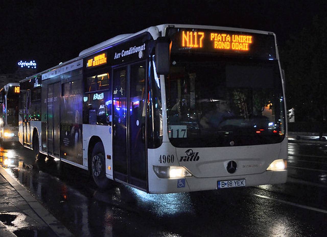 Cum vor circula metrourile de Revelion. Programul transportului în comun din Capitală