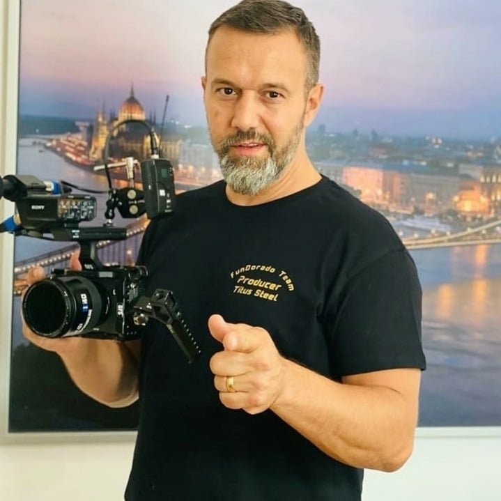 Îți mai aduci aminte de Titus Steel, cel mai titrat actor de filme pentru adulți din România? Cum arată azi și cât de mult s-a transformat, de fapt. FOTO