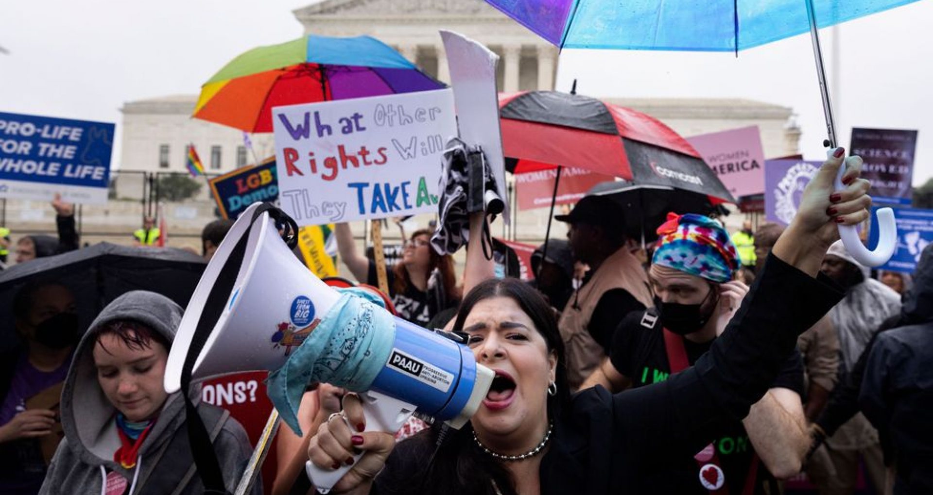 Curtea Supremă a anulat dreptul constituțional la avort în SUA. S-au organizat zeci de proteste împotriva deciziei