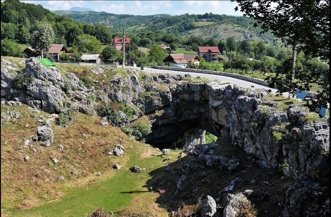 Cu siguranță nu ai auzit de asta! Unde se află podul lui Dumnezeu și care e legenda din spatele atracției turistice