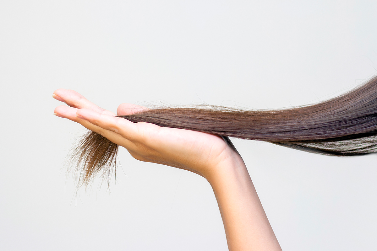 Top 5 moduri naturale de a-ți îndrepta părul. Vei renunța la placă pentru totdeauna!