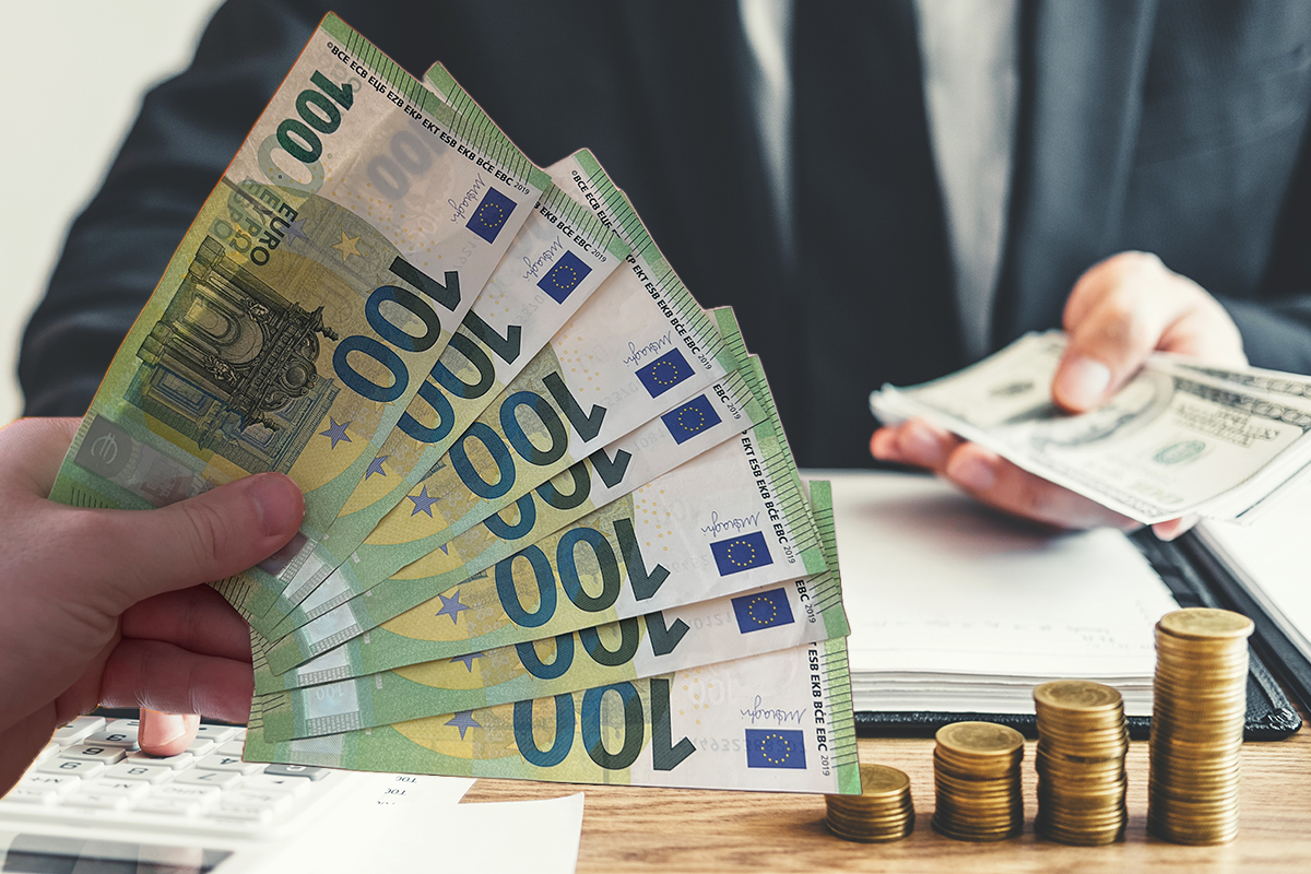 Vești bune pentru românii cu rate la bănci! Guvernul tocmai a decis: Nu se mai dau bani!