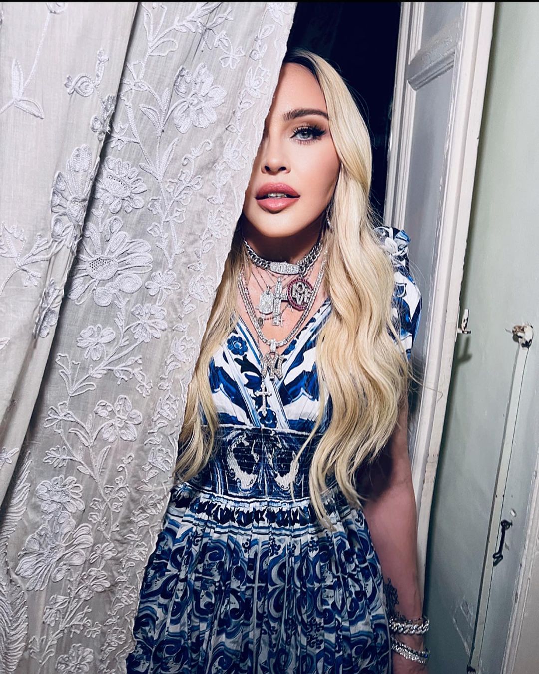 Madonna are toate motivele să fie mândră. Fiica divei s-a apucat de cântat și a lansat deja prima piesă