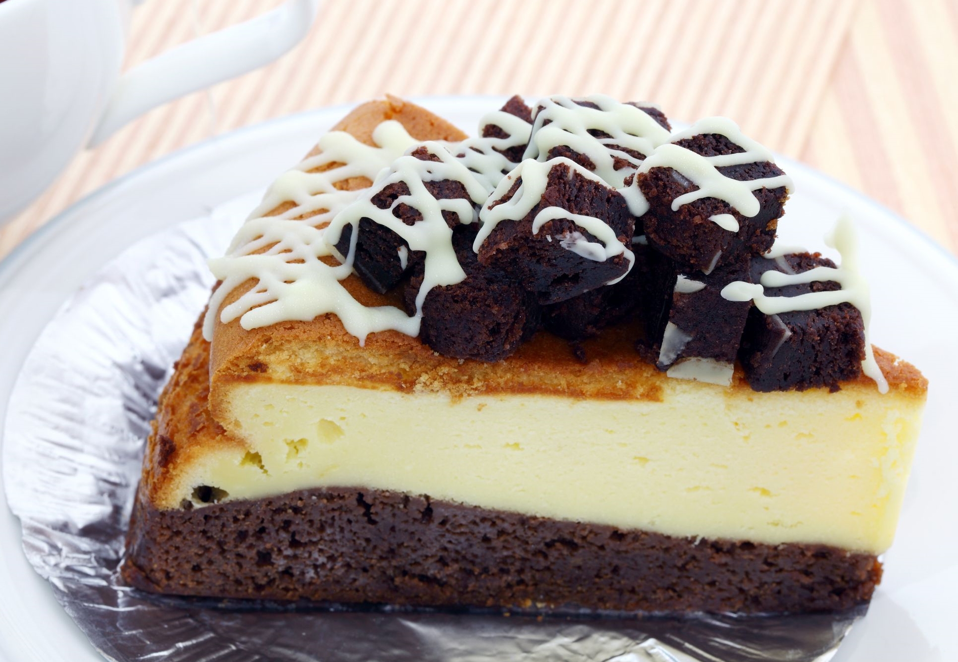 Cea mai delicioasă rețetă de cheesecake cu negresă. Pofticioșii sunt rugați să ia notițe 