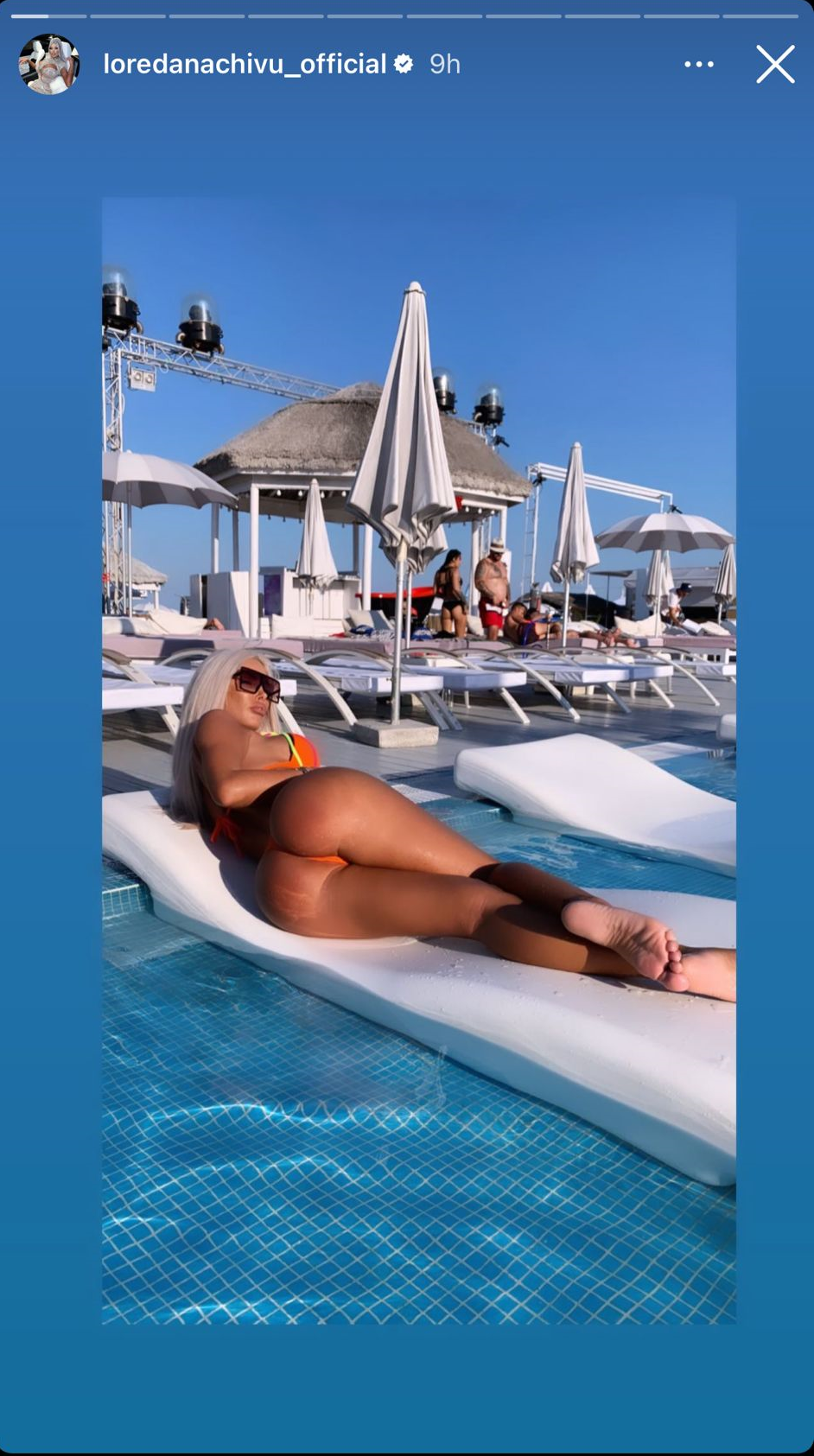 Loredana Chivu lovește din nou! În ce poziție indecentă s-a pozat la piscină. FOTO