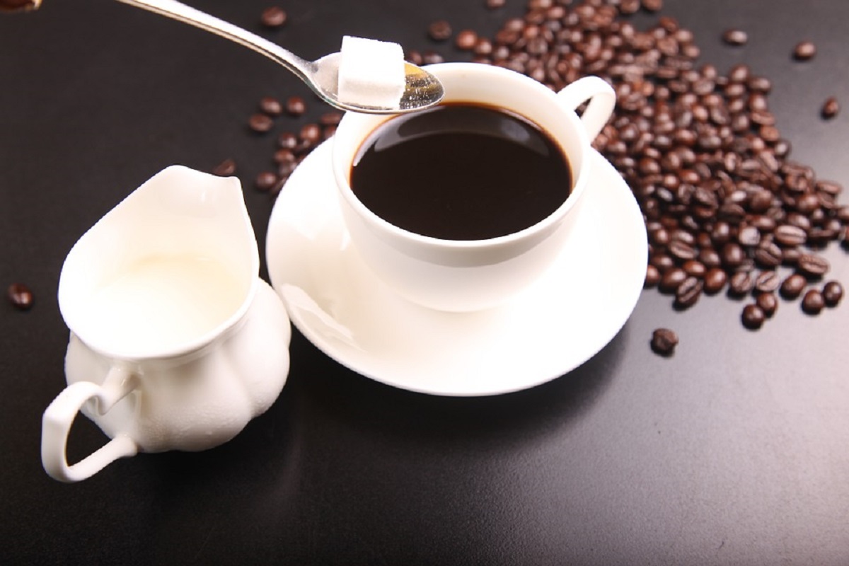 Cum se depozitează cafeaua în casă. Sfaturi pe care să le urmezi ca să reziste mai mult timp