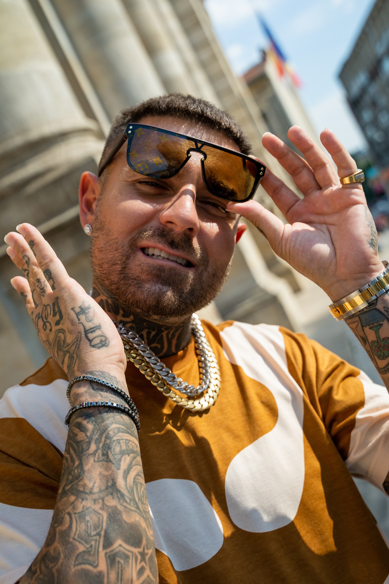 TJ Miles a cerut bani la oamenii de pe stradă. Cum a reacționat lumea când l-a văzut pe fostul concurent „Survivor”