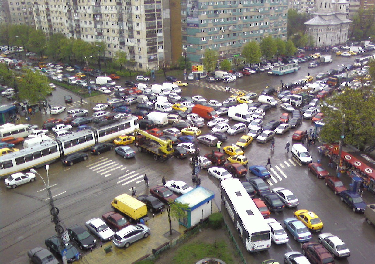Mare atenție, șoferi! Modificări importante în traficul din București. Ce trebuie să știți pentru a nu lua amendă