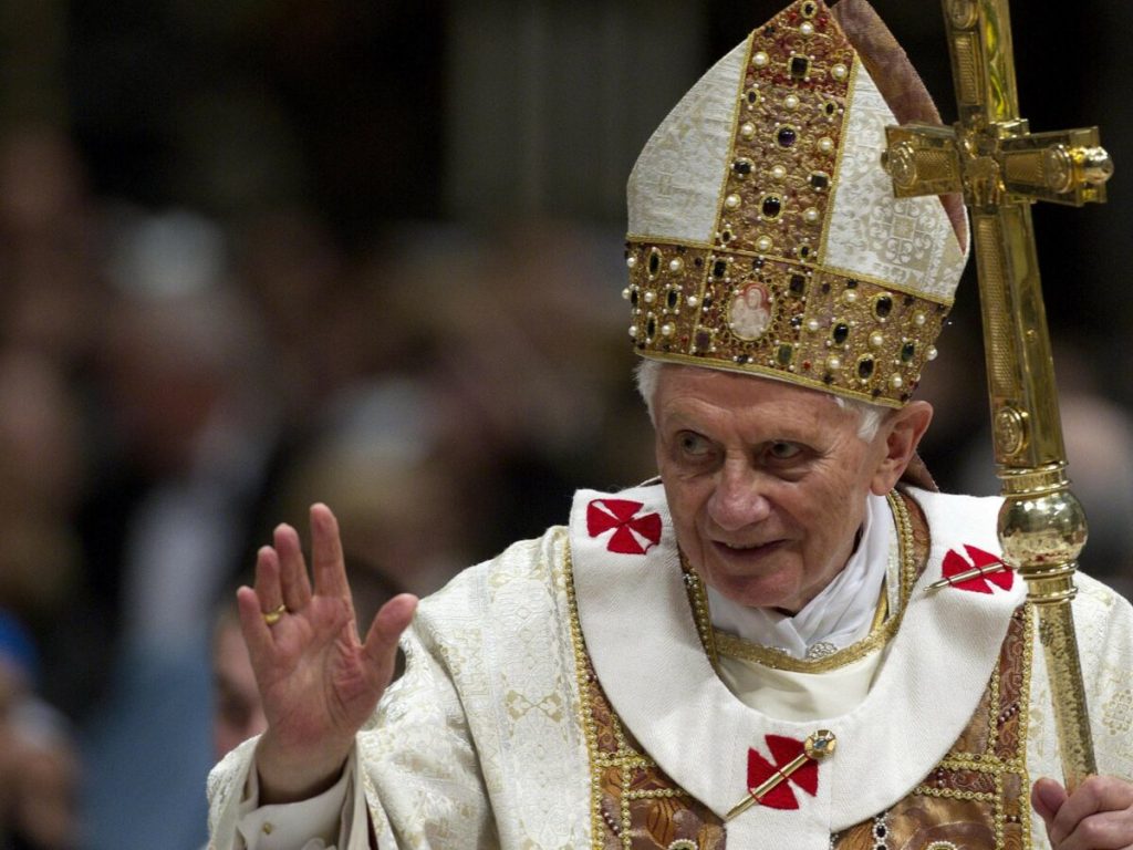 Papa Benedict al XVI-lea, primul suveran pontif care a demisionat în ultimii 600 de ani. Care a fost motivul