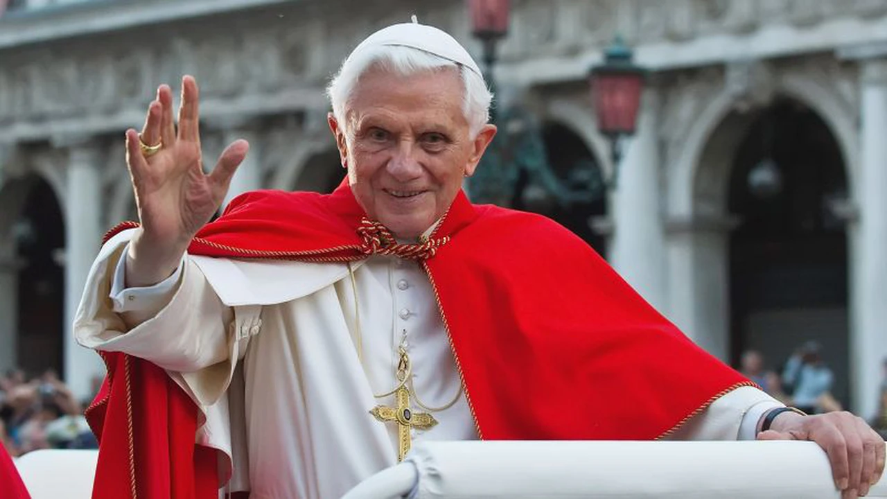 BREAKING | Doliu la Vatican. A murit Papa emerit Benedict al XVI-lea