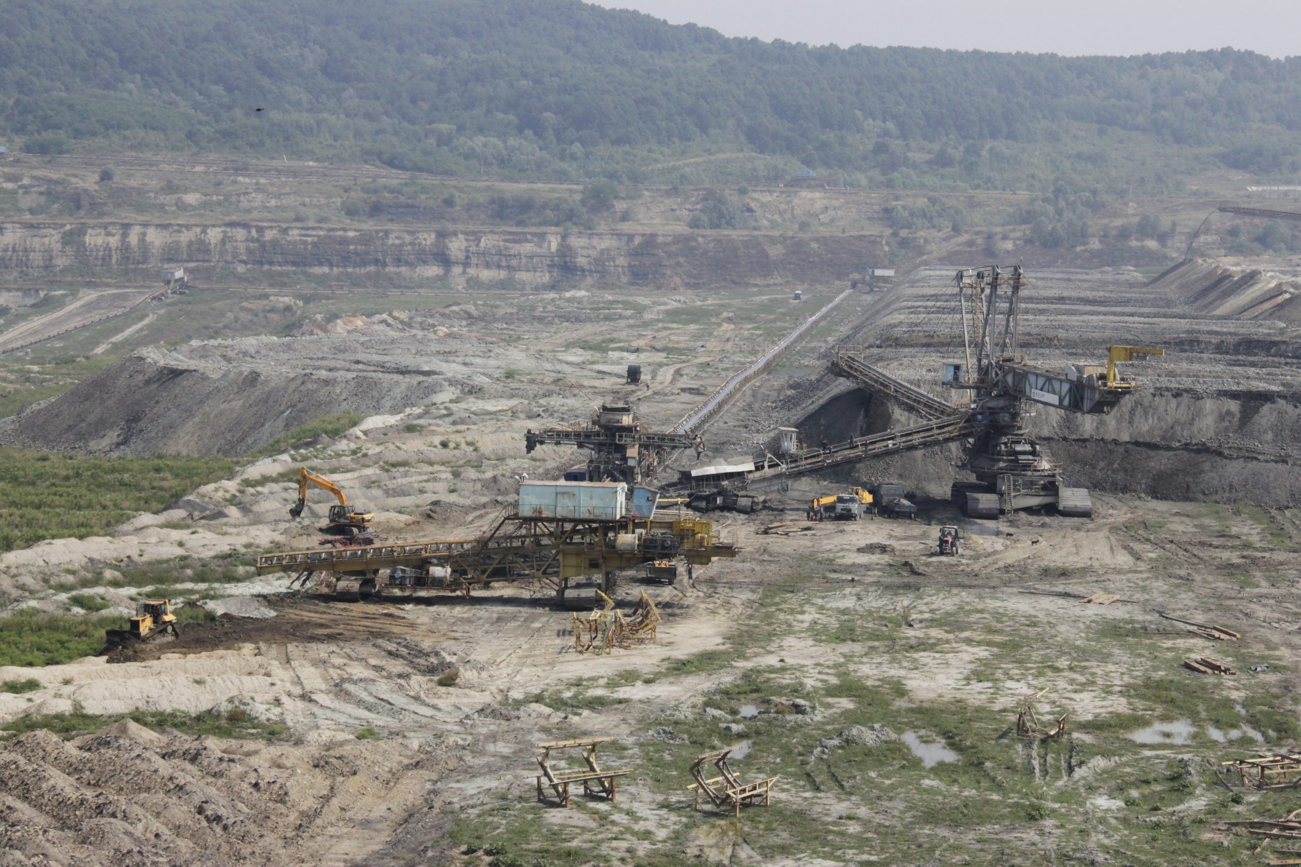 Accident grav în cariera minieră Jliț Sud. Trei oameni au murit, alți șapte au fost răniți