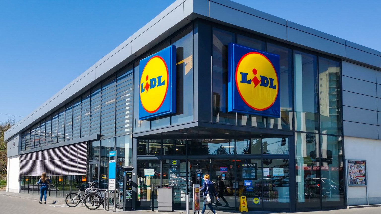 Program supermarketuri de sărbători. Când vor fi deschise magazinele Kaufland, Lidl sau Carrefour