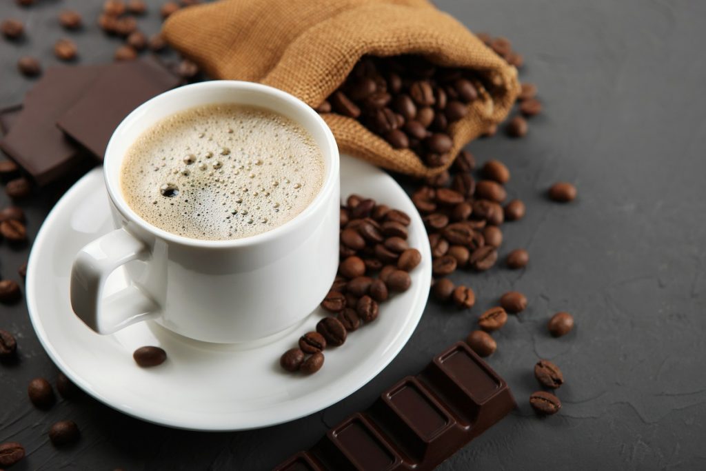 Câtă cafea ai voie să consumi zilnic. Ce se întâmplă dacă depășești doza recomandată