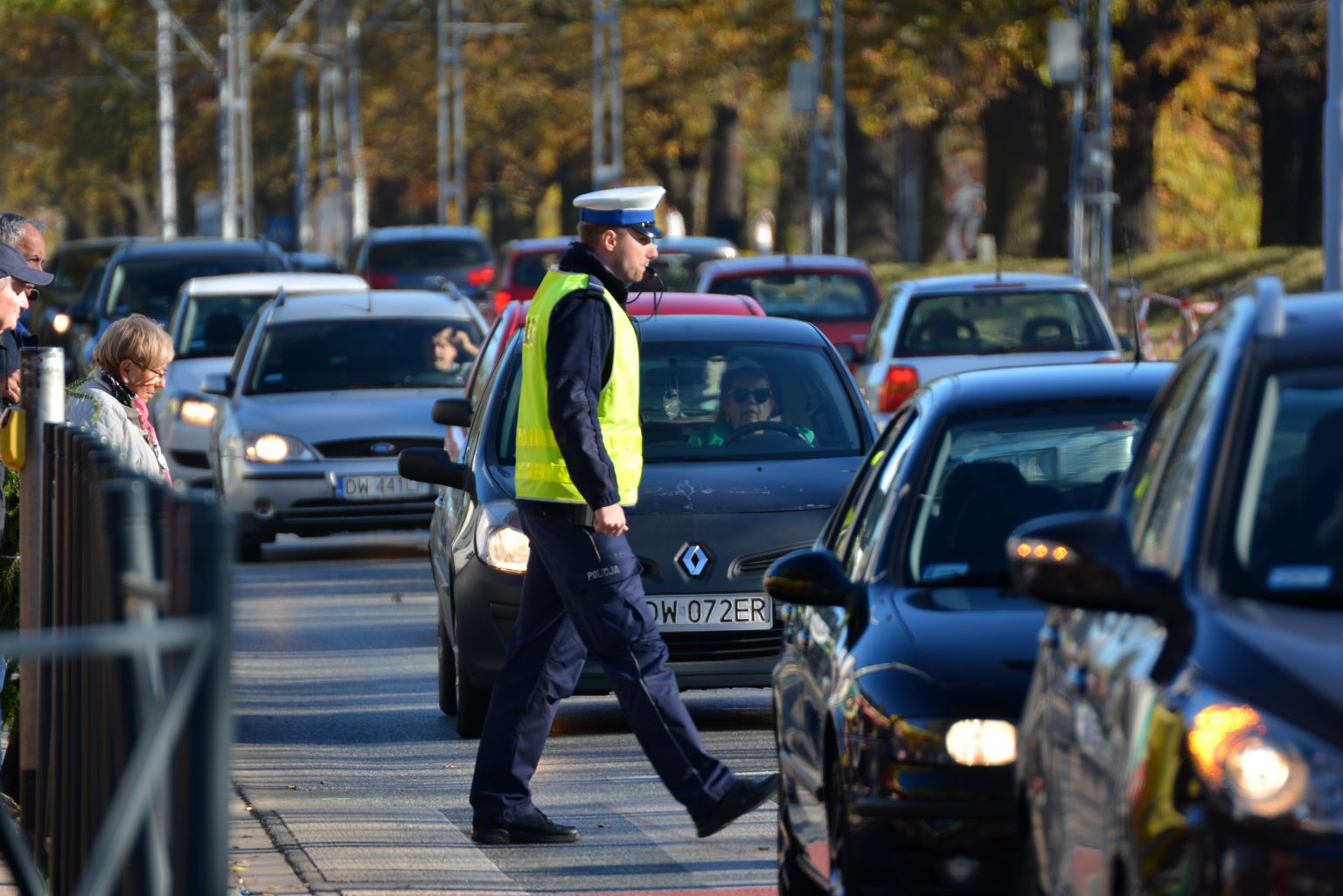 Codul Rutier | Greșeala banală pe care majoritatea șoferilor o fac. Amenzile sunt colosale