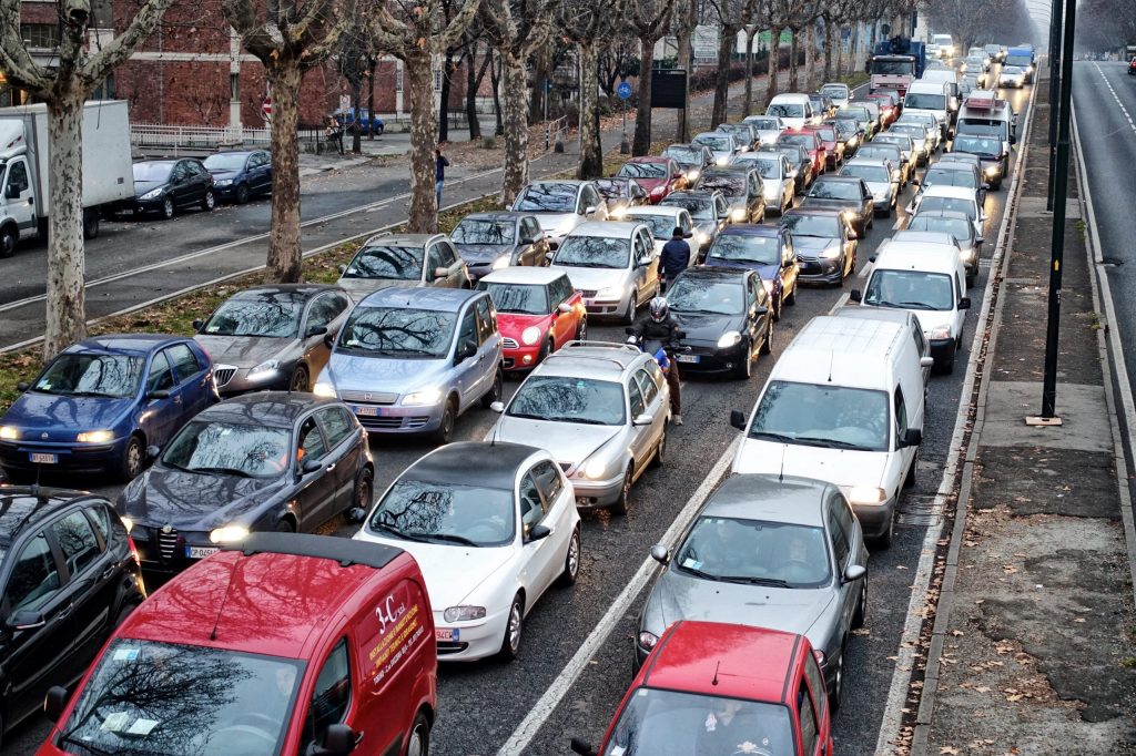 Mare atenție, șoferi! Se poate face accident grav din cauza caniculei. La ce trebuie să fiți atenți