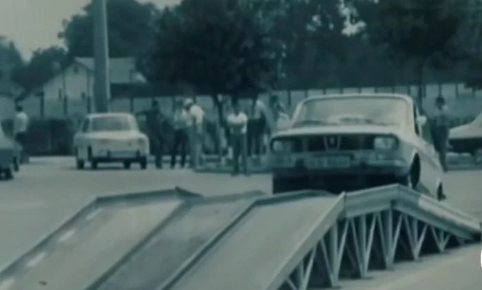 Cum se dădea examenul auto în anii '80. Puține persoane ar fi admise în ziua de azi