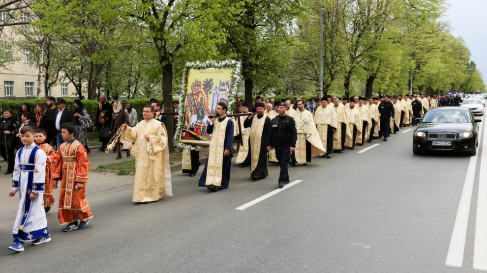 Restricții de trafic în Capitală. Ce străzi sunt blocate azi, din cauza procesiunilor de Florii