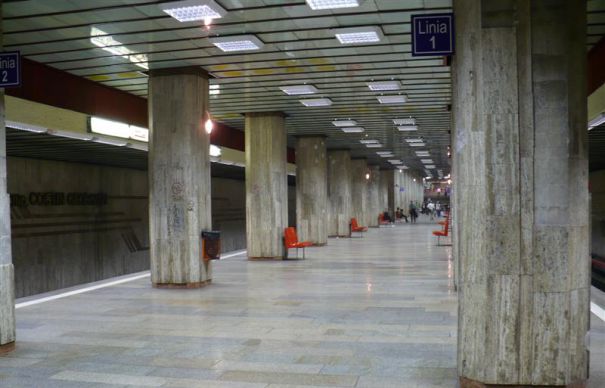 Breaking News | Incendiu la stația de metrou Costin Georgian. Călătorii au fost evacuați