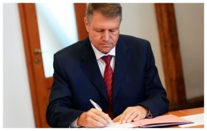 Este oficial! Klaus Iohannis a promulgat legea: Dispar aceste pensii din România!
