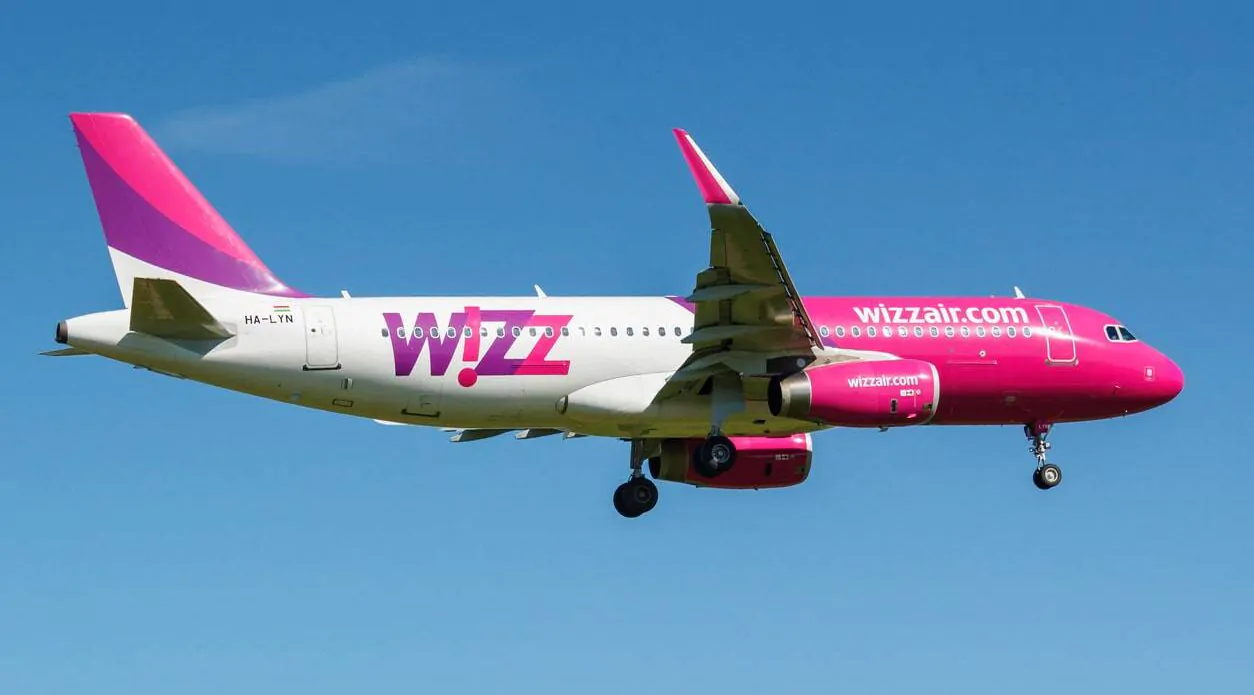Wizz Air a anulat toate zborurile spre și dinspre Israel. Ce se întâmplă cu românii blocați în zona de război