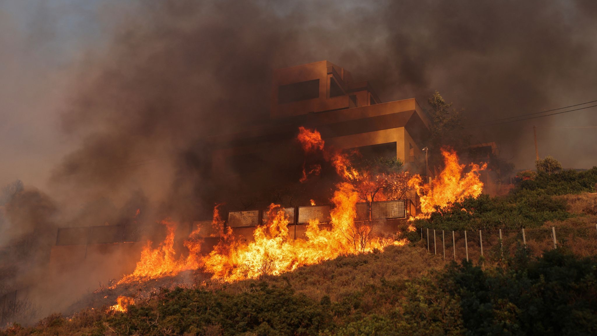Incendiile din Grecia, provocate de mâna omului?! Declarațiile ministrul elen al Protecției Civile