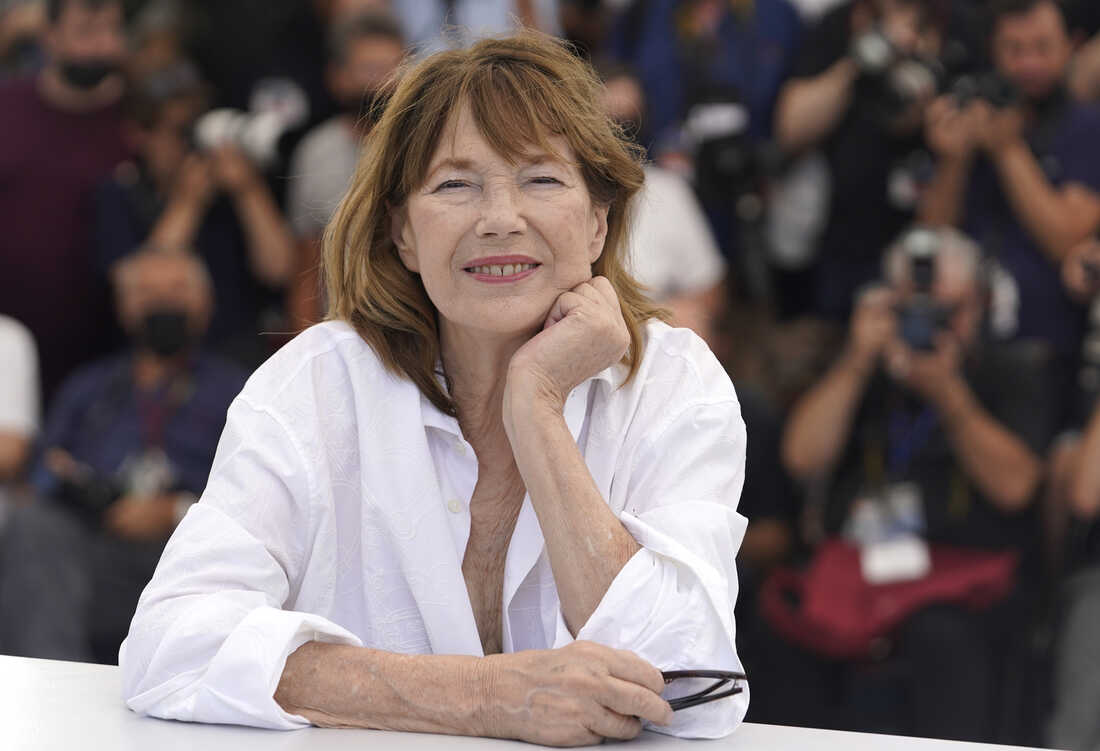 Cine a fost Jane Birkin și cum a devenit muză pentru cea mai râvnită geantă din lume