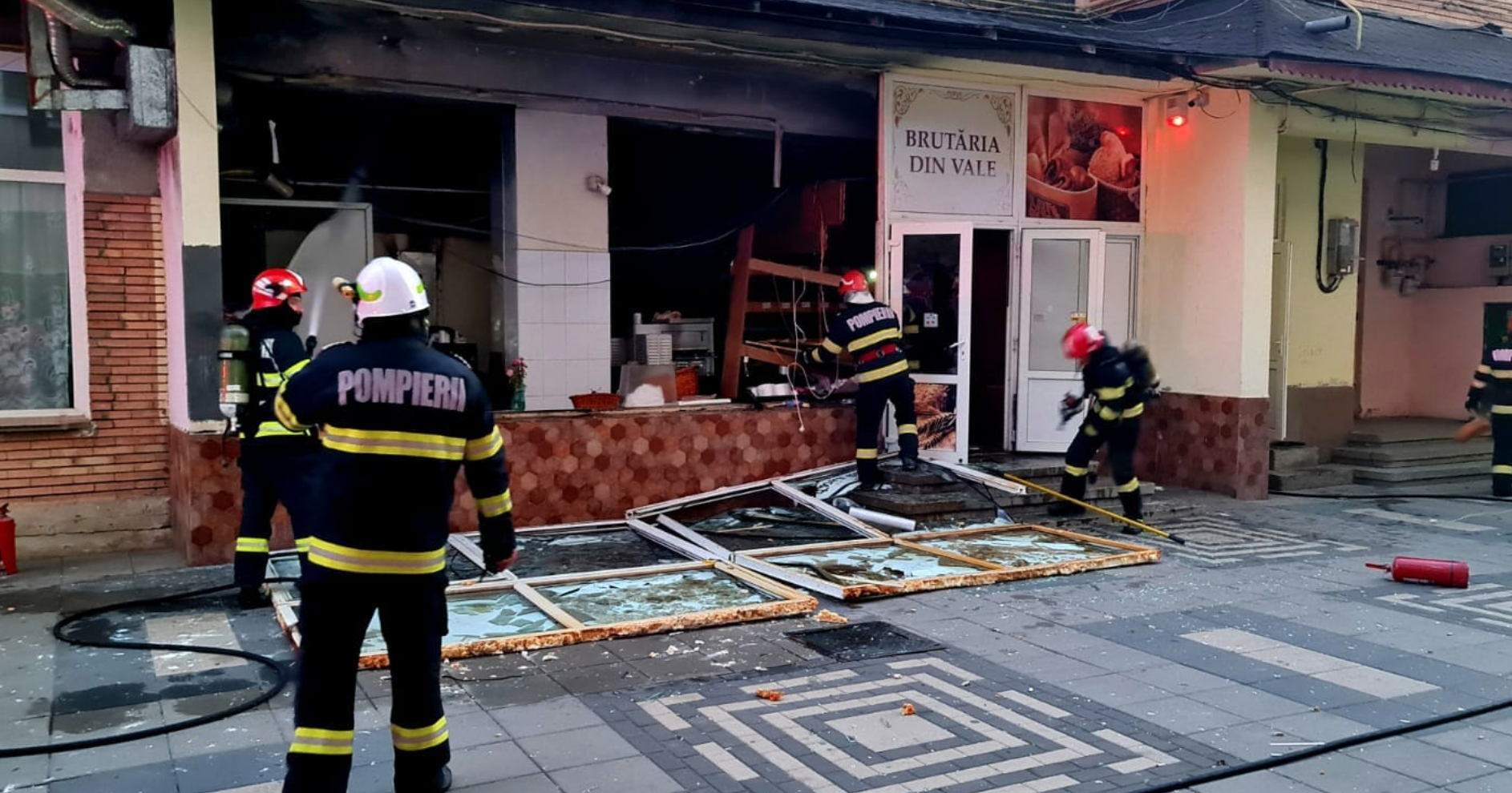 Explozie Incendiu și Evacuări la Iași! Eram la Un Pas de O Nouă Tragedie: 2 butelii GPL in pericol sa explodeze