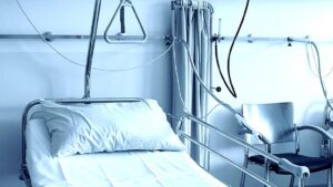 Tragedie într-un spital din România: O femeie a murit în liftul unității medicale, după ce acesta s-a blocat