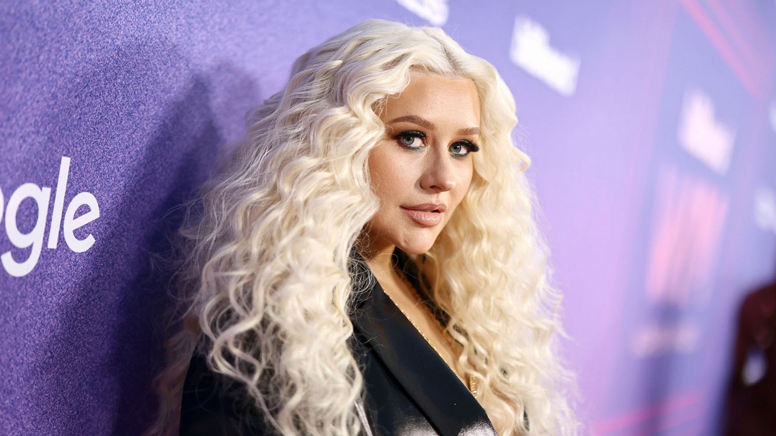 Imagini de colecție cu Christina Aguilera de pe vremea când a participat la Cerbul de Aur, în România