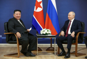 VIDEO. Ce cadou i-a făcut Putin lui Kim Jong-Un la plecarea acestuia din Rusia. A pornit spre Coreea de Nord cu trenul lui blindat