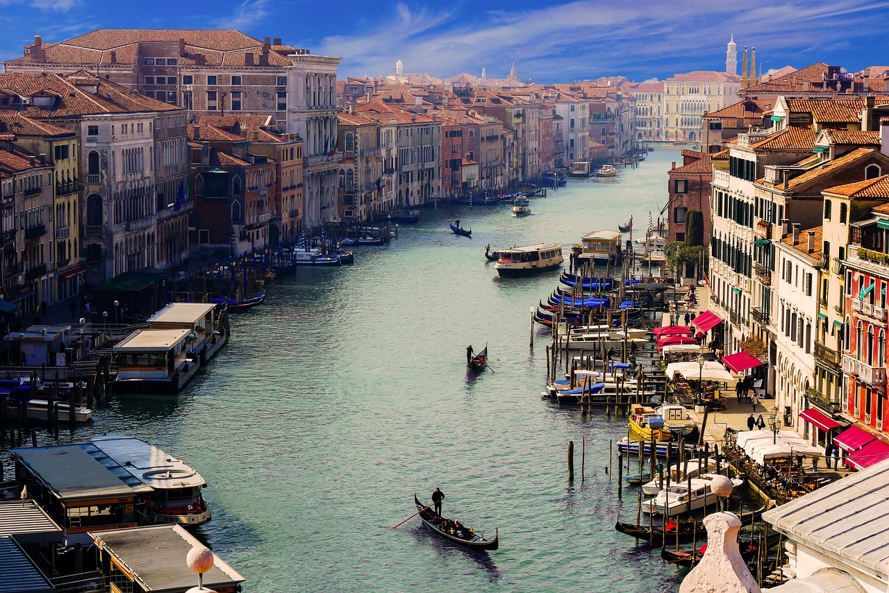 Vrei să vizitezi Veneția?! Uite ce taxă vei fi nevoit să plătești de acum încolo, în calitate de turist