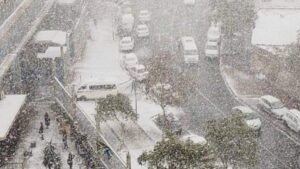Iarna se extinde în România. Unde ninge duminică, 18 noiembrie
