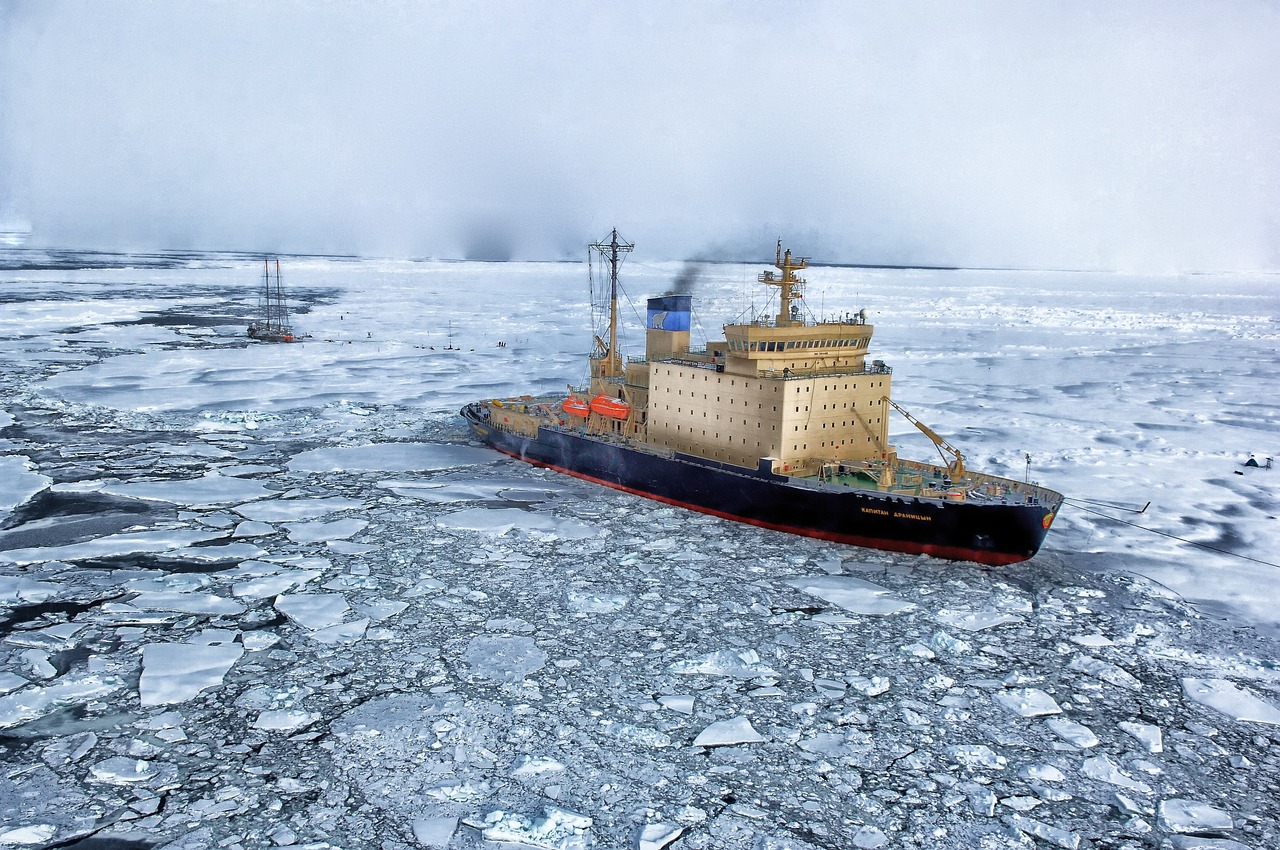 Misterul Antarcticii. De ce vizitarea acestui continent este interzisă